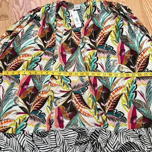 New! Anna and Ava OS printed multi duster/Cover up.